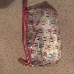 Dooney & Bourke Signature 1975 Logo Cosmetic